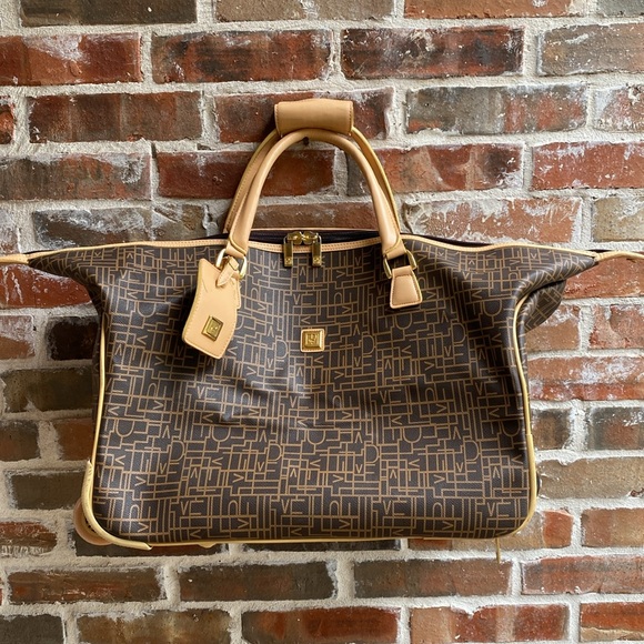Diane Von Furstenberg DVF Travel Bag Overnight Duffel in Logo Print Roller Bag - Picture 1 of 16